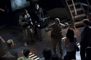 Illustration for article titled Stargate Universe "Light" Pics